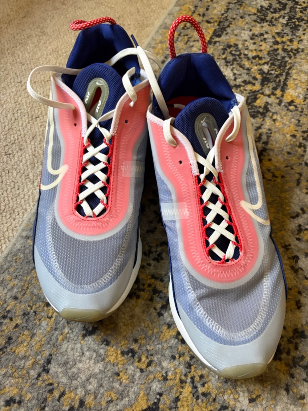 Nike Sneakers in Light Blue, Navy & Pink